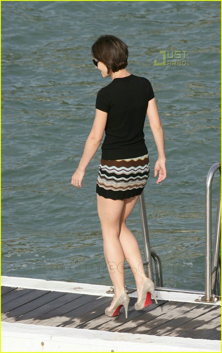 Full Sized Photo Of 14 Katie Holmes Short Hair Photo 448321 Just Jared