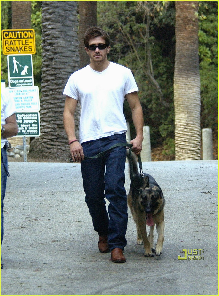 jake gyllenhaal boots