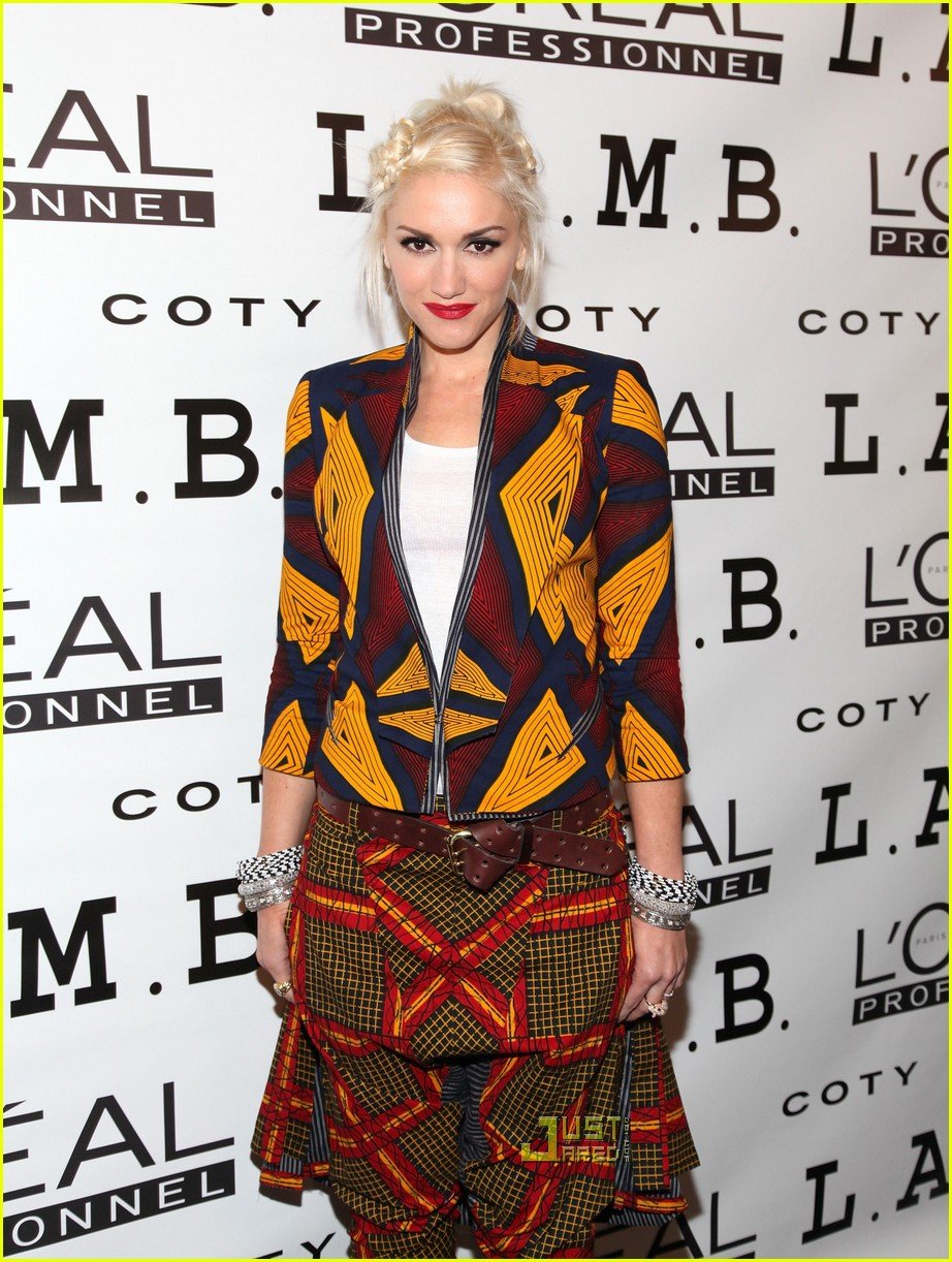 Full Sized Photo of gwen stefani lamb fashion week 11 Photo 2480993