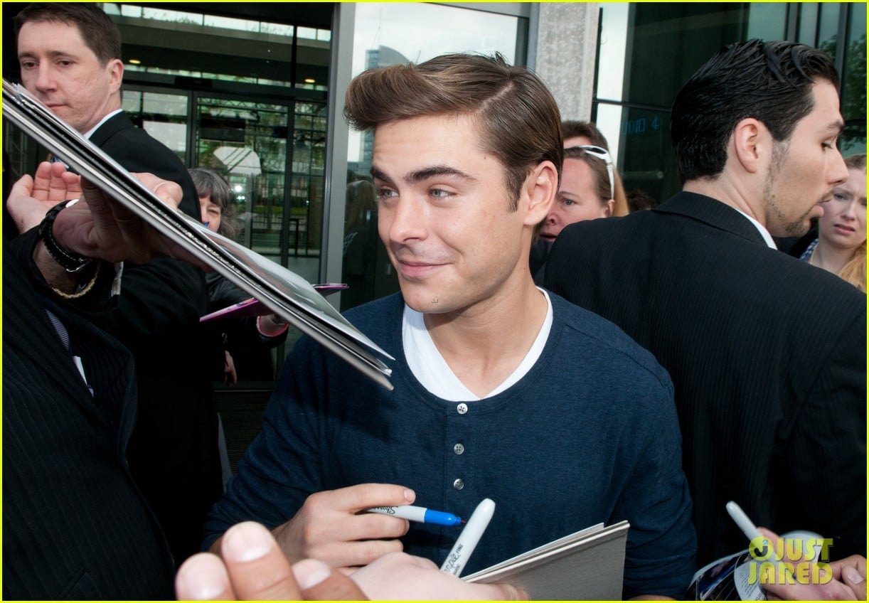 Zac Efron & Taylor Schilling Berlin Premiere of "The Lucky One