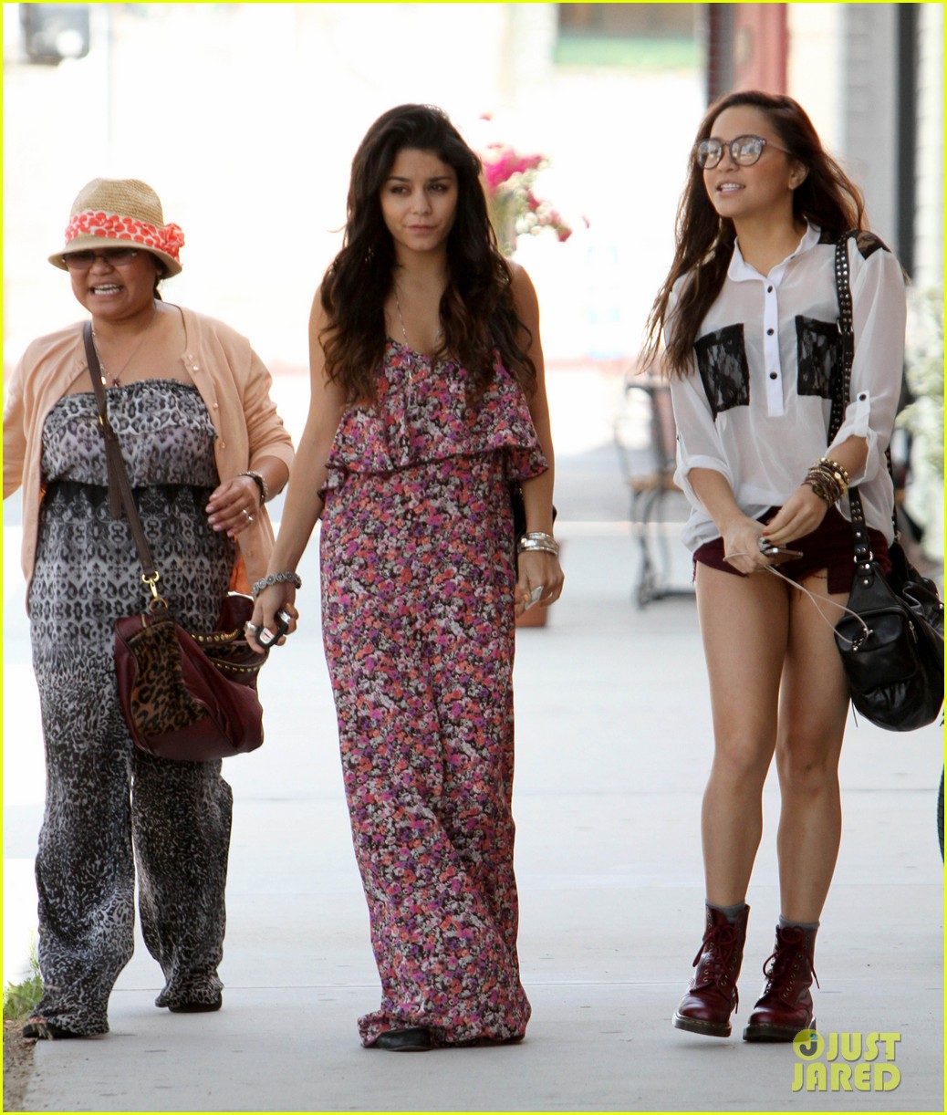 Vanessa Hudgens Out