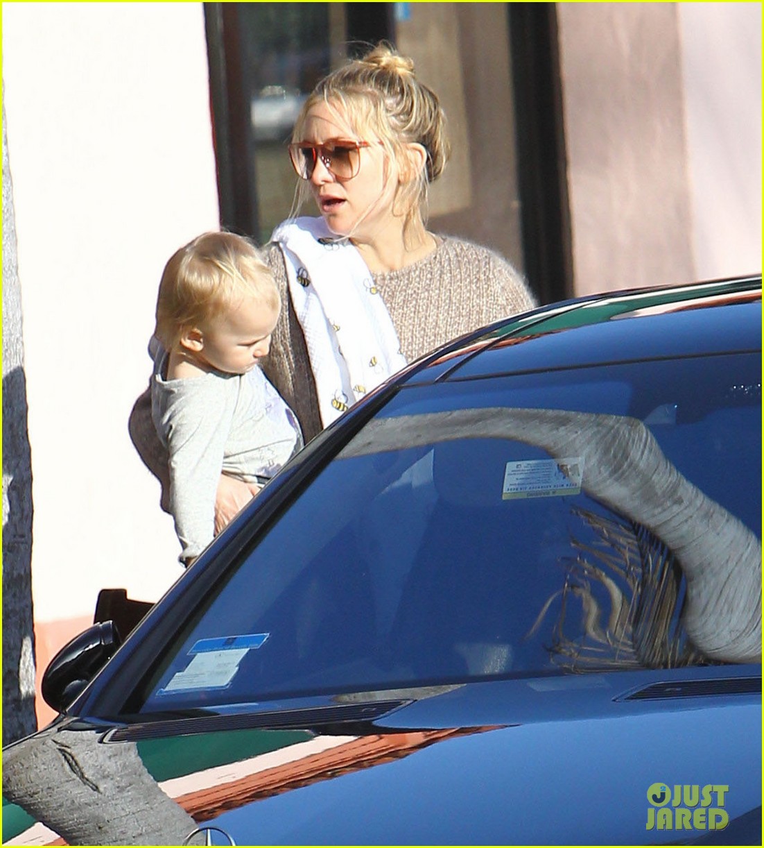 Kate Hudson: Mom Goldie Hawn’s Birthday Lunch!: Photo 2762747 | Bingham