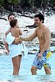 miranda kerr shirtless orlando bloom beach vacation with flynn 03