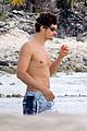 miranda kerr shirtless orlando bloom beach vacation with flynn 25