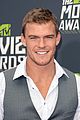 Liam Hemsworth alan ritchson MTV Movie Awards 2013 06
