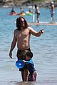 sarah shahi bikini family vacation with shirtless steve howey 06