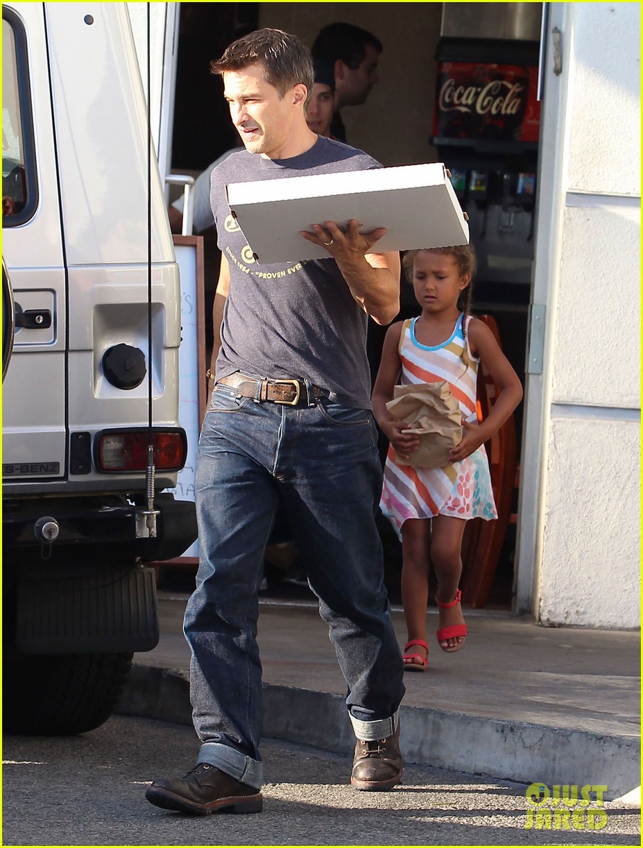 Pick up pizza Älypuhelimen käyttö ulkomailla