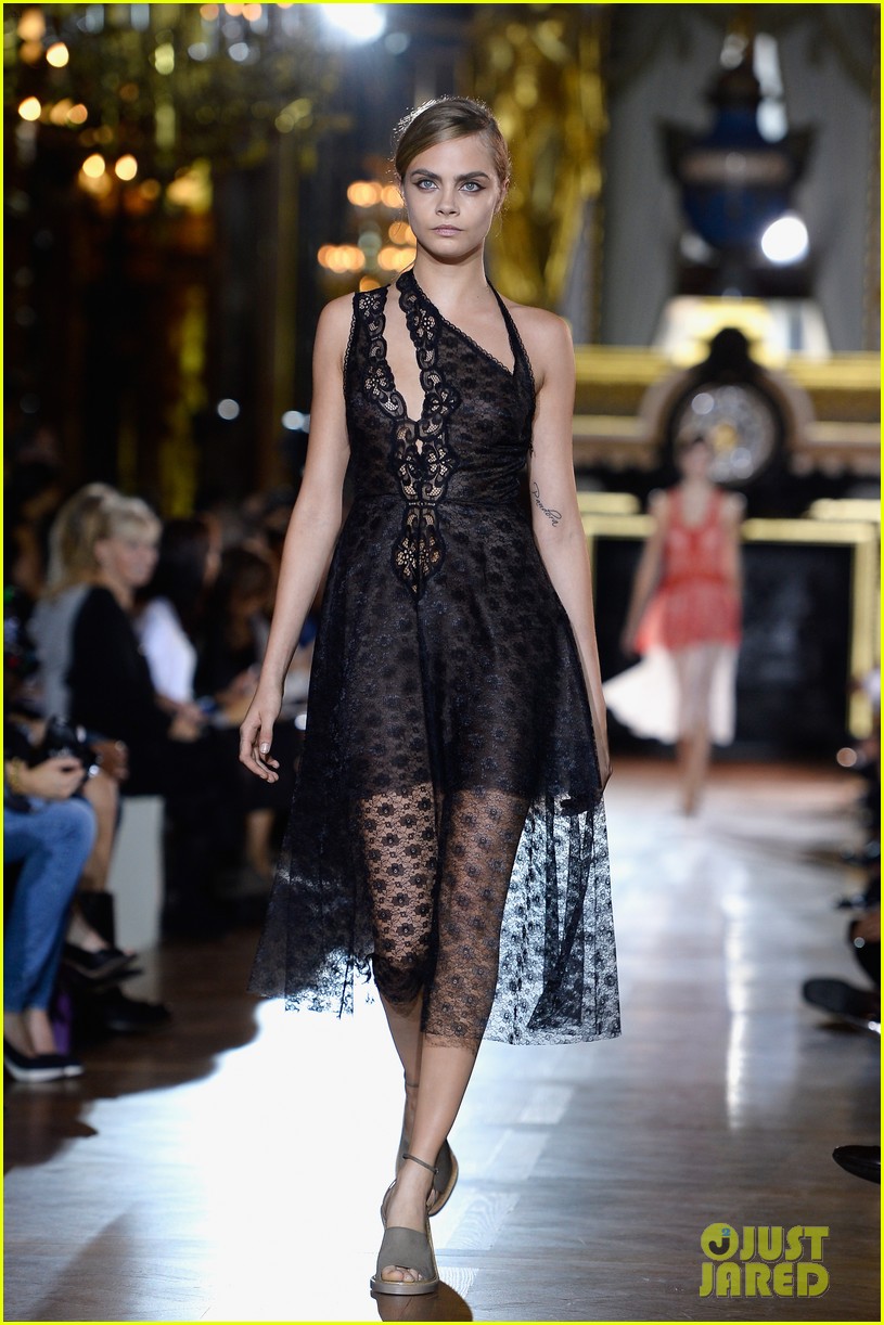 stella mccartney cara delevingne