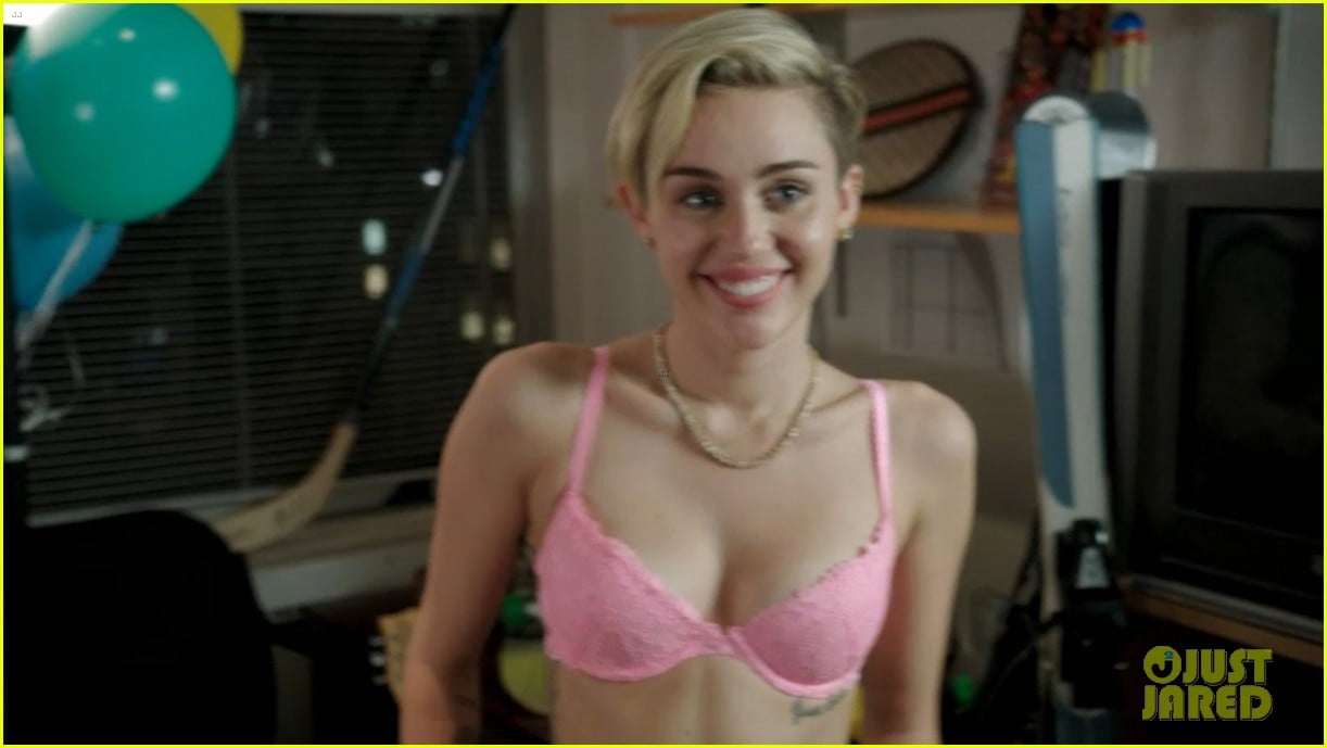 Full Sized Photo Of Miley Cyrus Sex Tape Other Snl Skits Watch Now 06 Photo 2967217 Just Jared