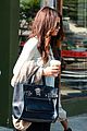selena gomez grabs coffee with mom mandy 04