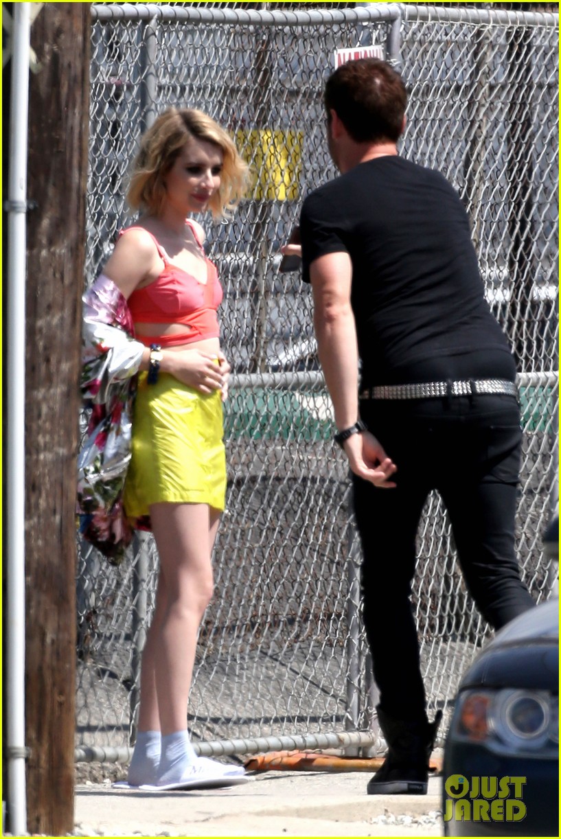 Full Sized Photo Of Emma Roberts Looks Funky For Elle Canada Shoot Evan Peters Rocks Short New Haircut 11 Photo 3080539 Just Jared