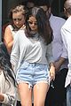 selena gomez gracias madre lunch 06