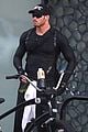 kellan lutz bikes to pilates class dinner 10