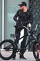kellan lutz bikes to pilates class dinner 12