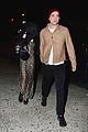 robert pattinson fka twigs hold hands nyc concert 05