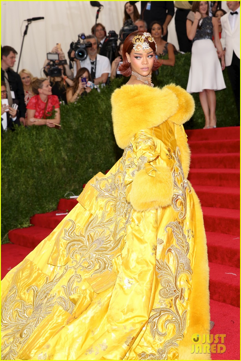 rihanna met gala sarah jessica parker meme 2015 MEMEs