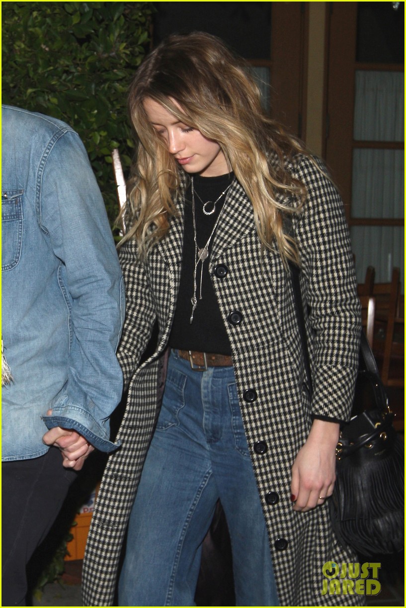 Full Sized Photo Of Johnny Depp Amber Heard Court Date News 03