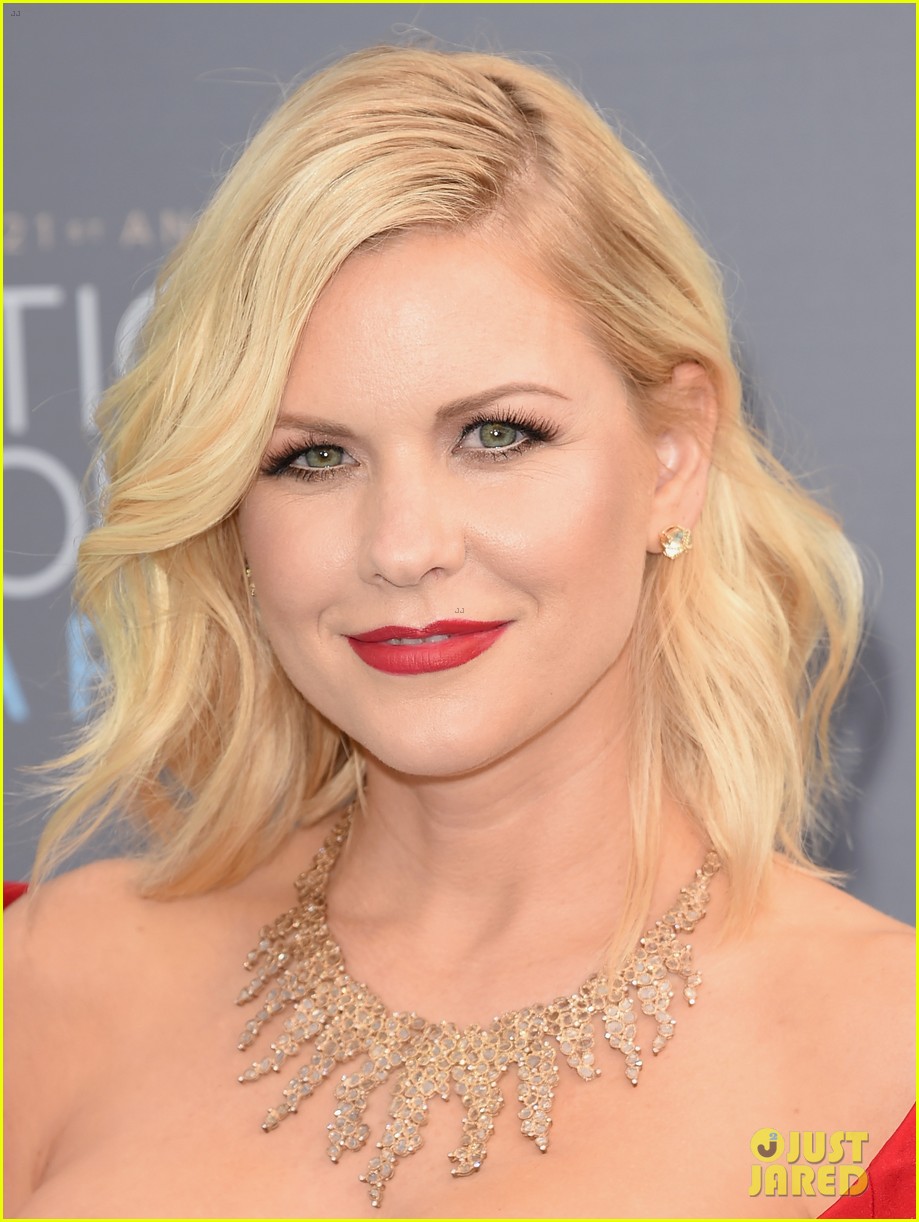 Full Sized Photo of jennifer jason leigh critics choice awards 2016 19