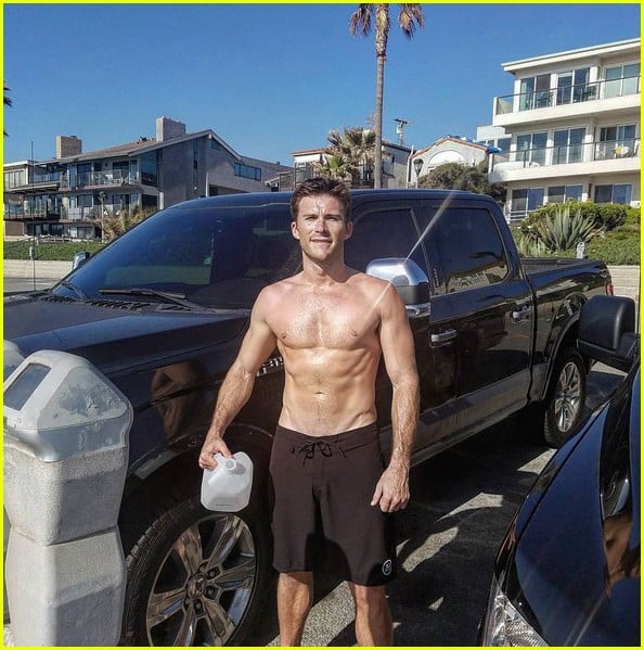 Scott Eastwood Instagram