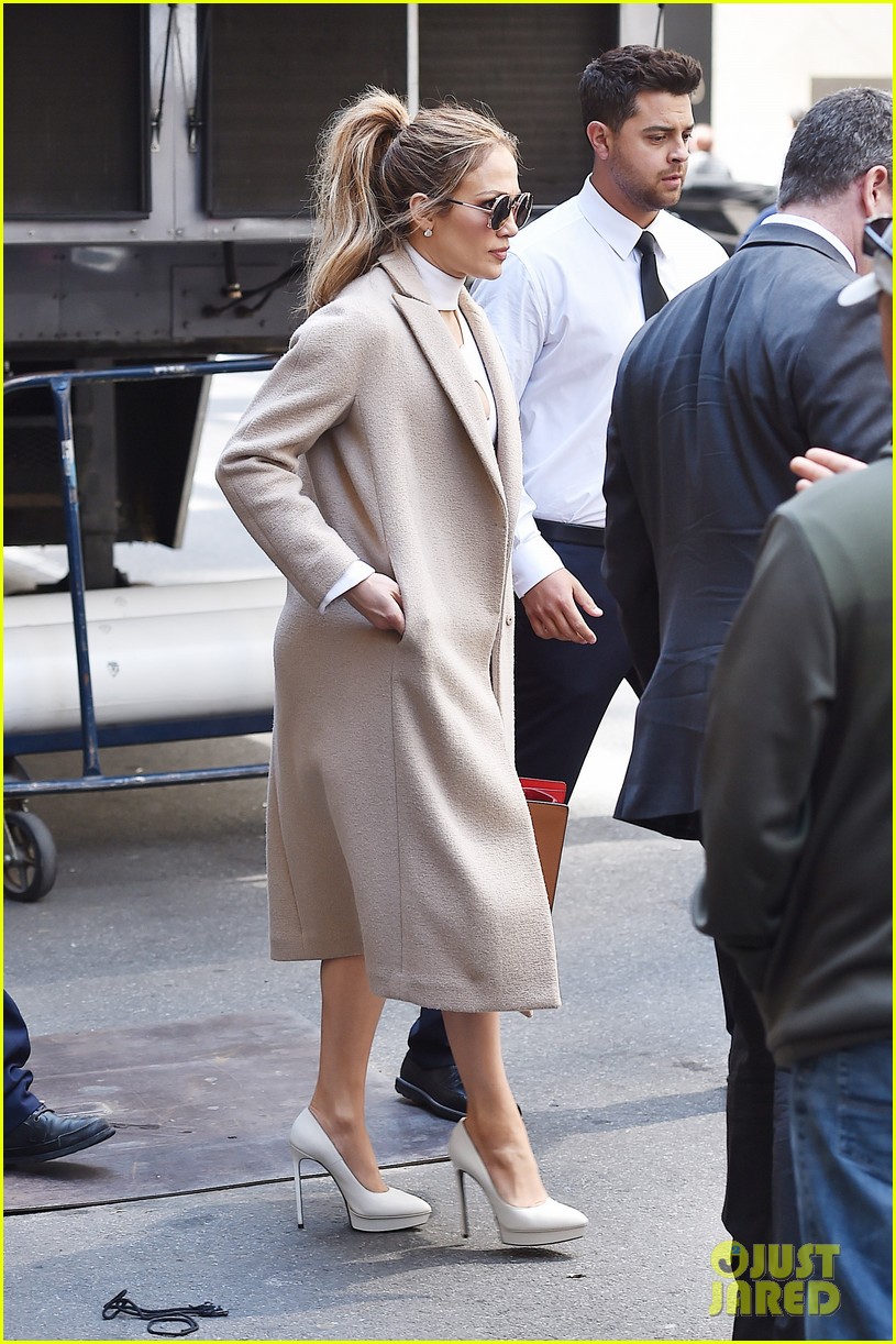 How old is j lo image