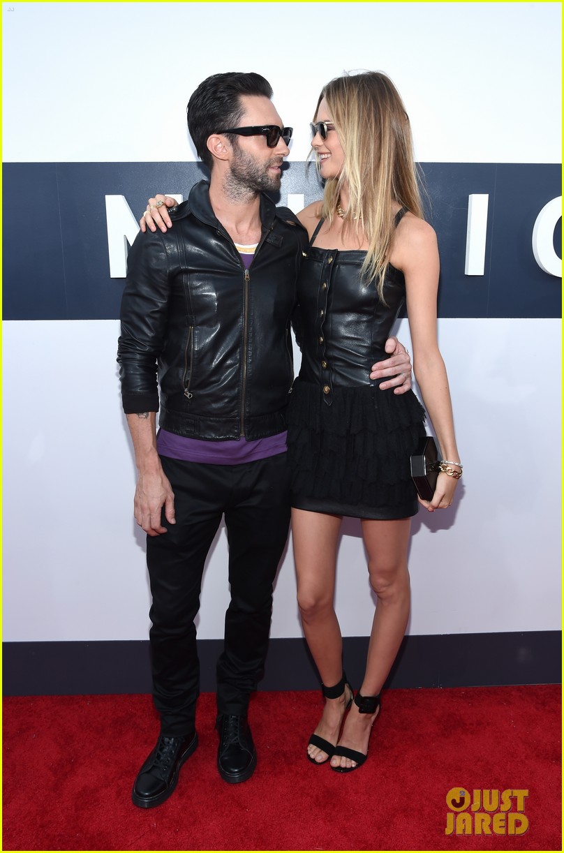 Full Sized Photo Of Adam Levine Behati Prinsloo Baby Girl 05 Photo 3767108 Just Jared