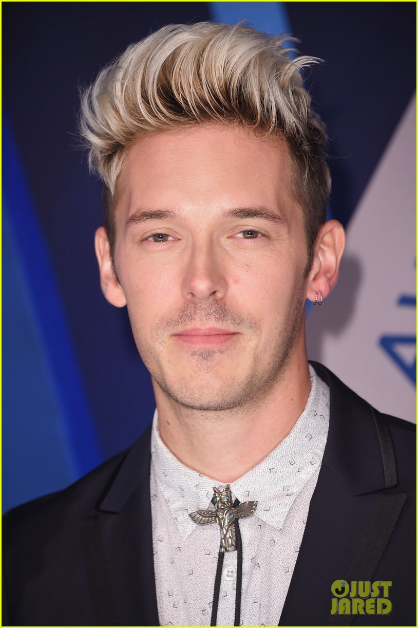 Download Sam Palladio Gif