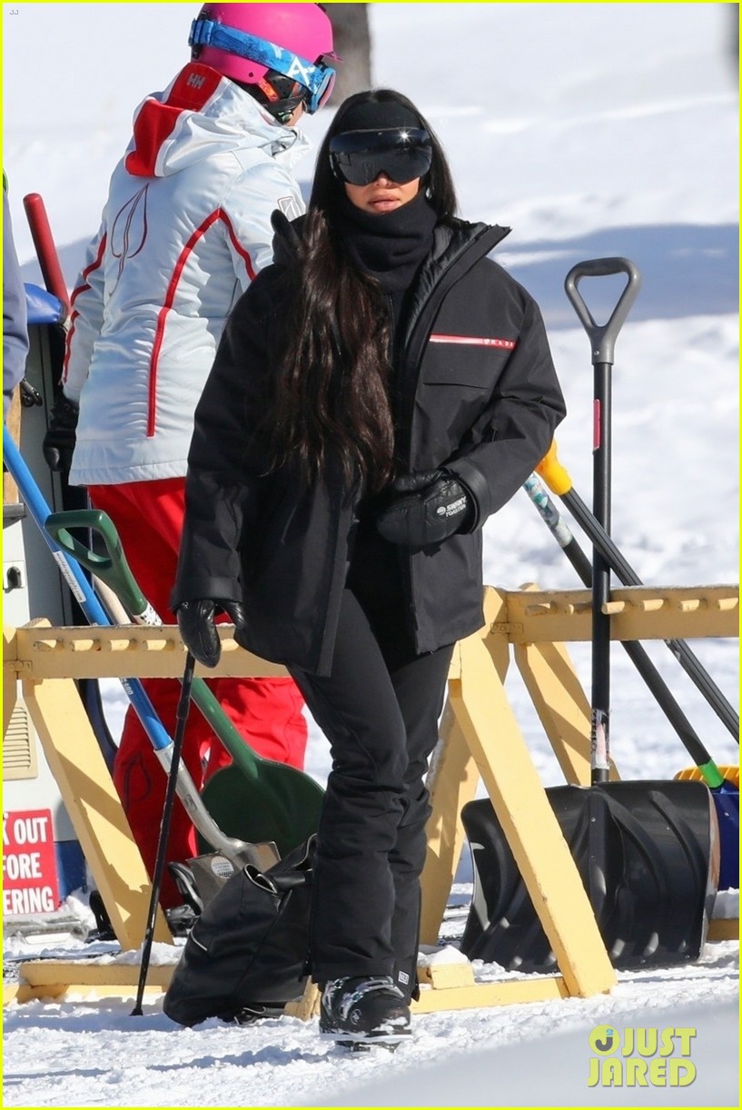 Full Sized Photo of kim kourtney kardashian hit the slopes with their