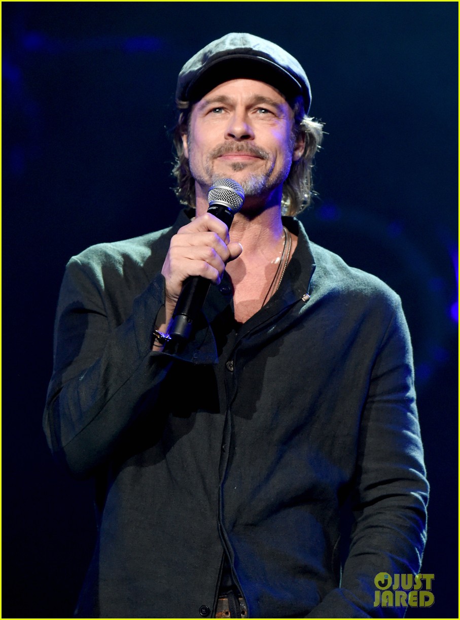 Full Sized Photo of brad pitt josh brolin courteney cox honor chris