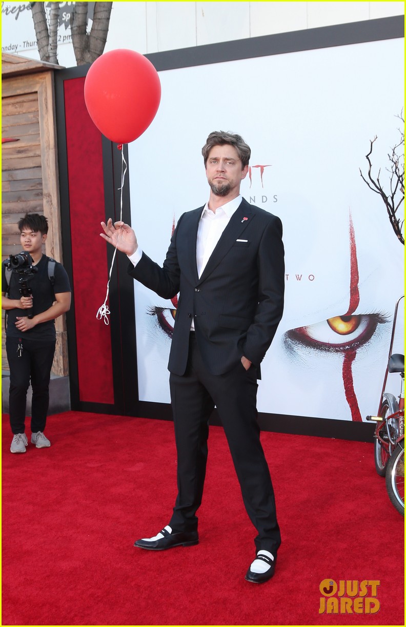 it chapter two premiere