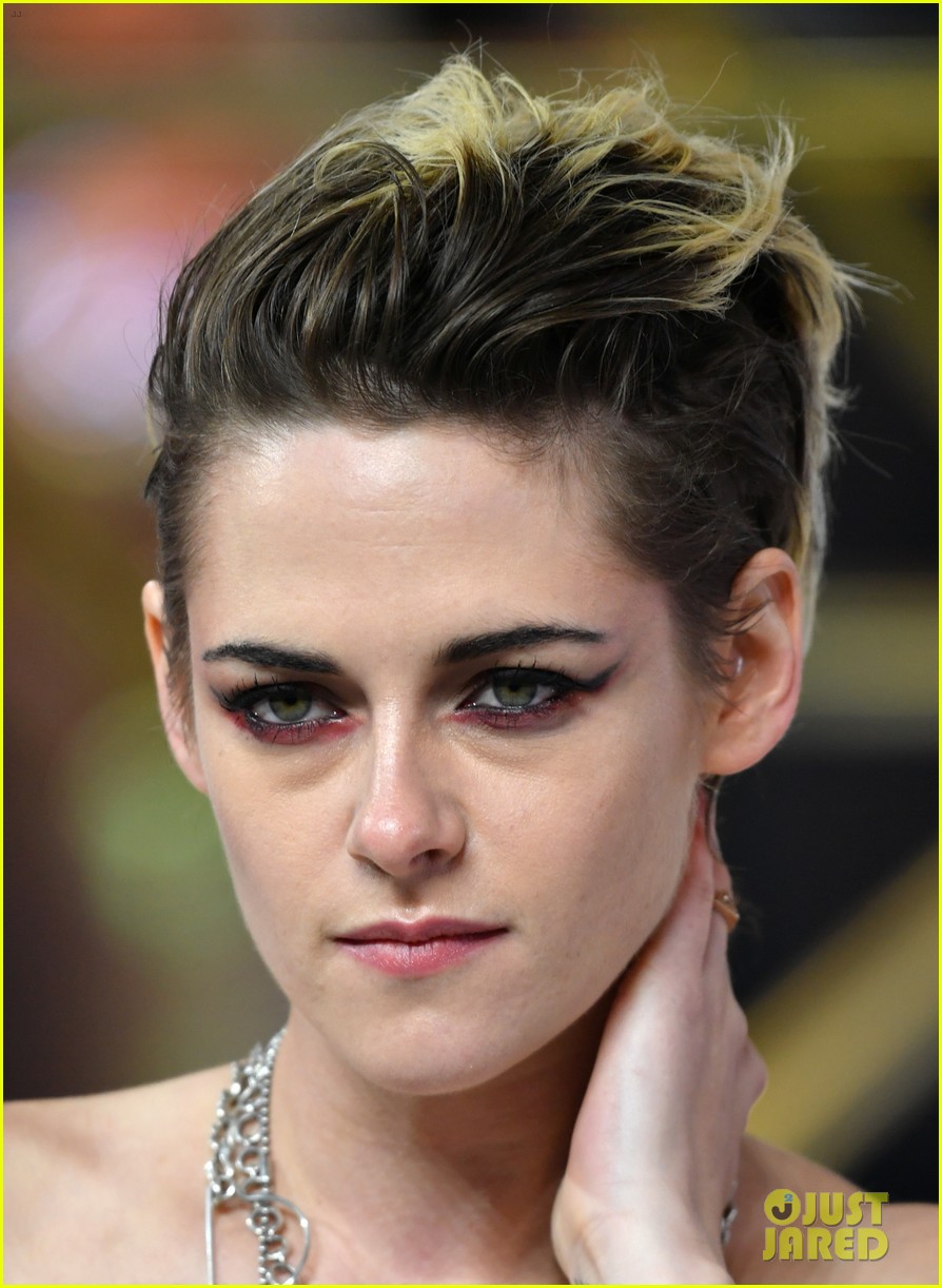 Kristen Stewart Is Proud Of How Charlie S Angels Makes Her Feel