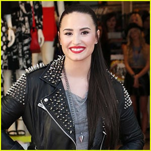 Demi Lovato Returning to 'X Factor' Season Three!