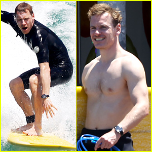 Michael Fassbender Goes Shirtless, Catches a Ton of Waves with Alicia Vikander in Sydney!