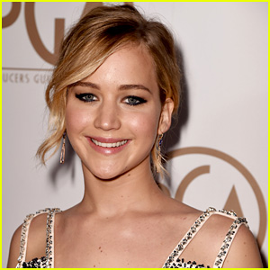 12 Thoughts Naked Jennifer Lawrence Had During Her Amazing 