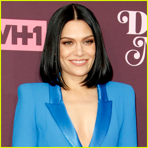Jessie J Switches Up Black Bob For New Lighter Hair Color