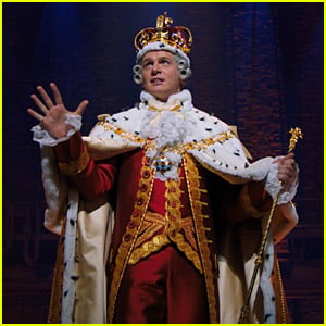 Hamilton's Jonathan Groff Is Aware That He Spits While Singing, Plus Fans Are Reacting!