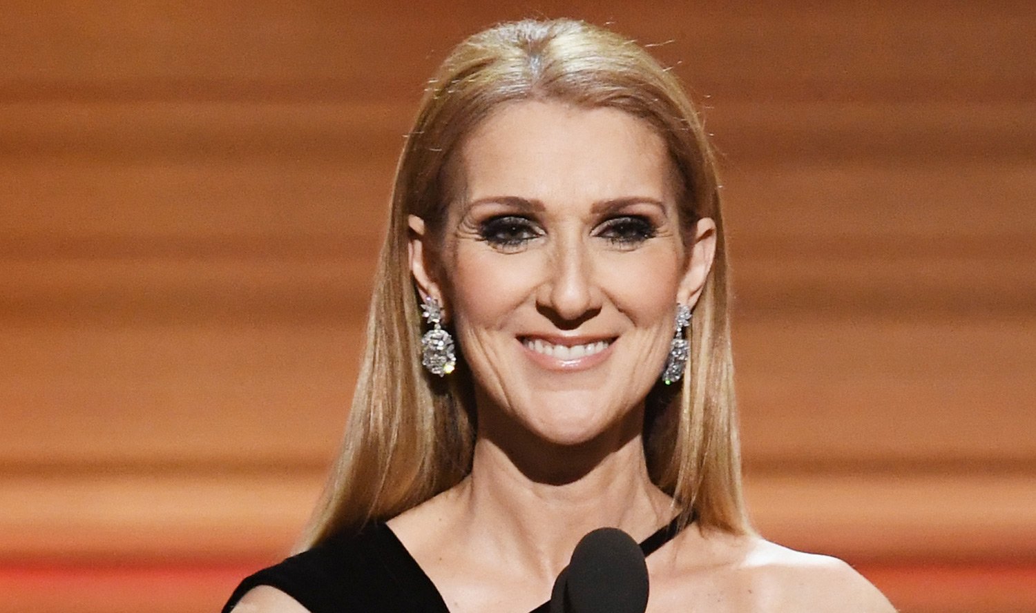Celine Dion to Celebrate ‘Titanic’ Anniversary at Billboard Music Awards This ...